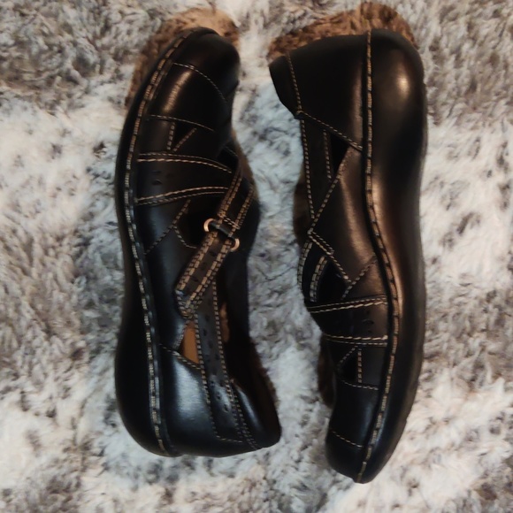 Clarks Ashland Spin Flats - Picture 3 of 9